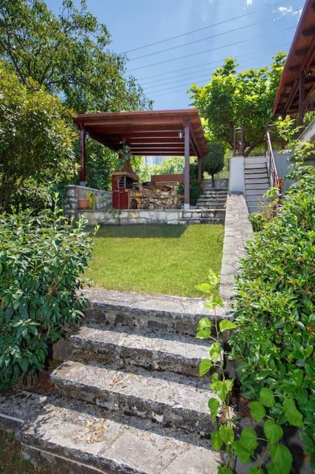 Wooden House In Ioannina公寓 外观 照片